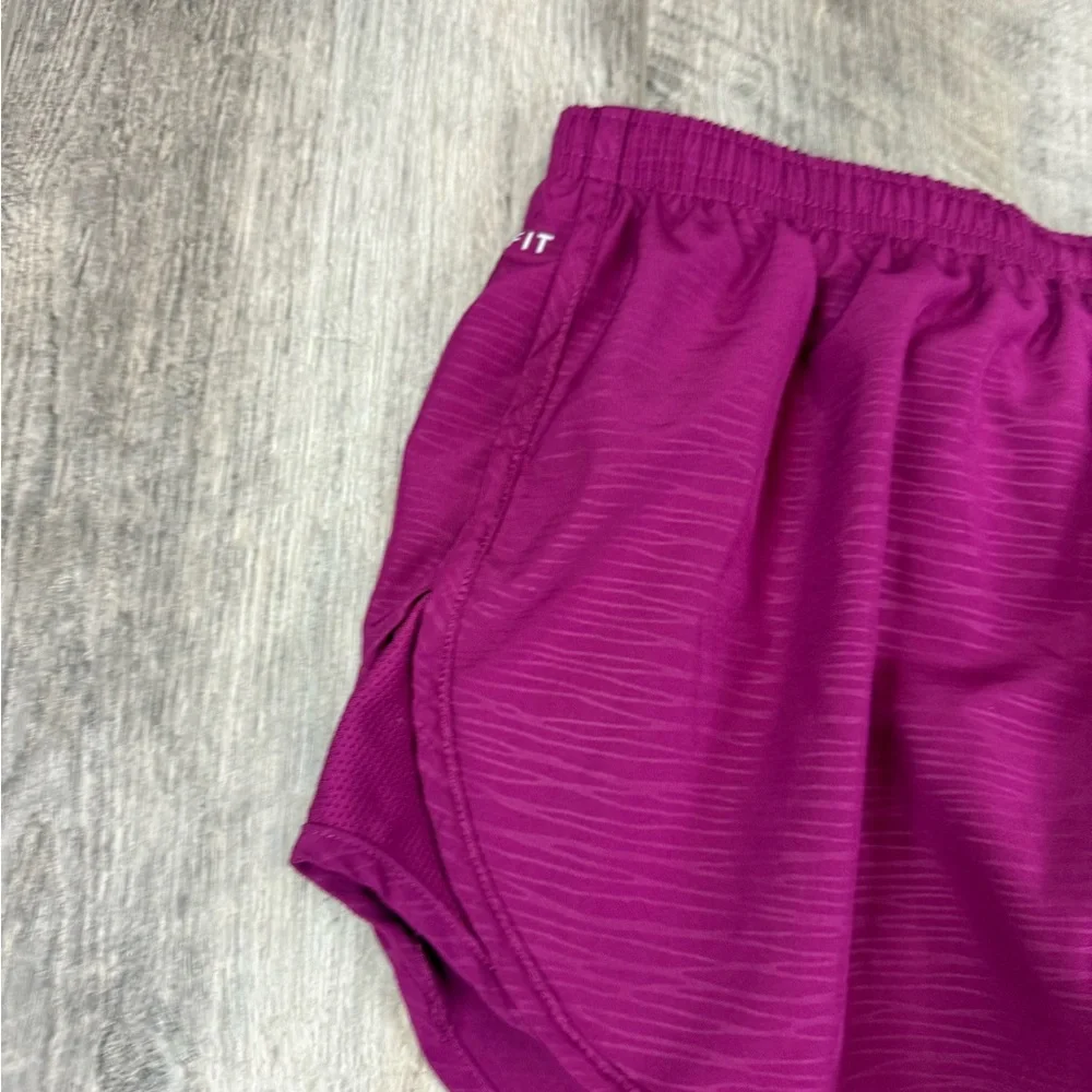 Nike‎ Magenta Shorts